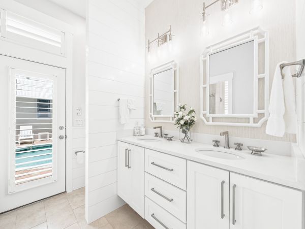 Seven Bedroom Vacation Rental In Seagrove Beach with Stunning Vistas