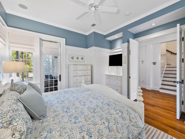 Luxury Watersound Home Three Homes From Sandy Beach