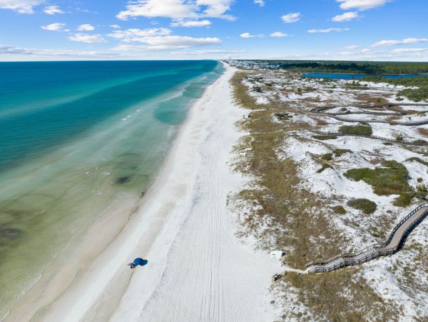 Luxury Watersound Home Three Homes From Sandy Beach