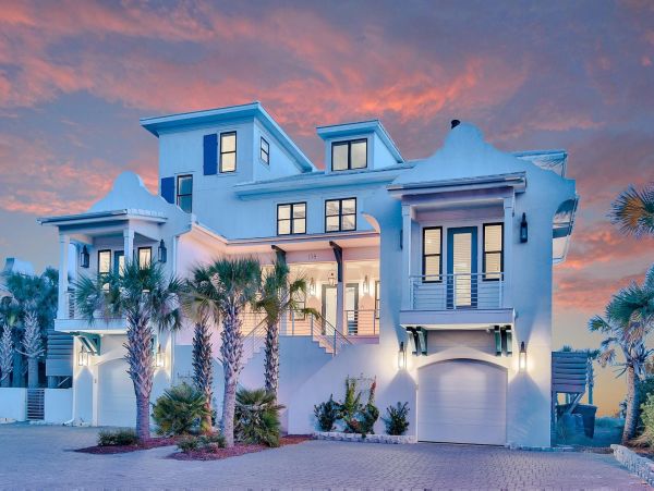 Gulf Front Paradise With Seven Bedrooms And Private Pool