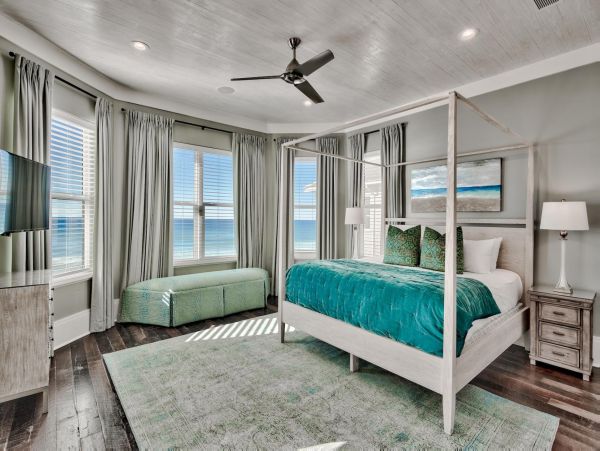 Gulf Front Paradise With Seven Bedrooms And Private Pool