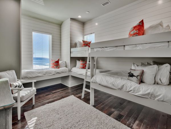 Gulf Front Paradise With Seven Bedrooms And Private Pool