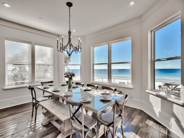 Gulf Front Paradise With Seven Bedrooms And Private Pool