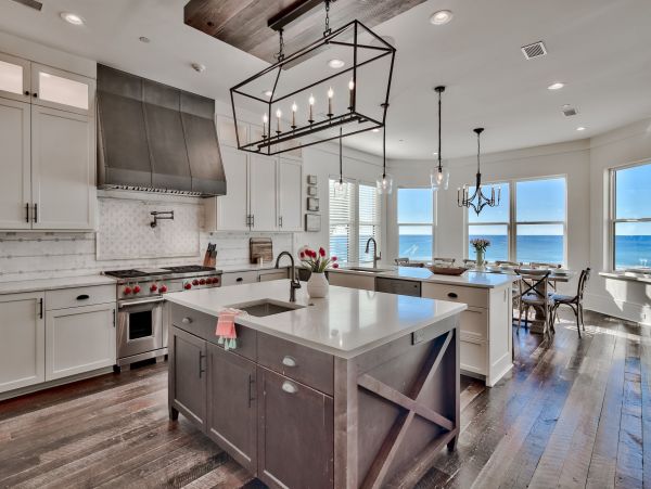 Gulf Front Paradise With Seven Bedrooms And Private Pool