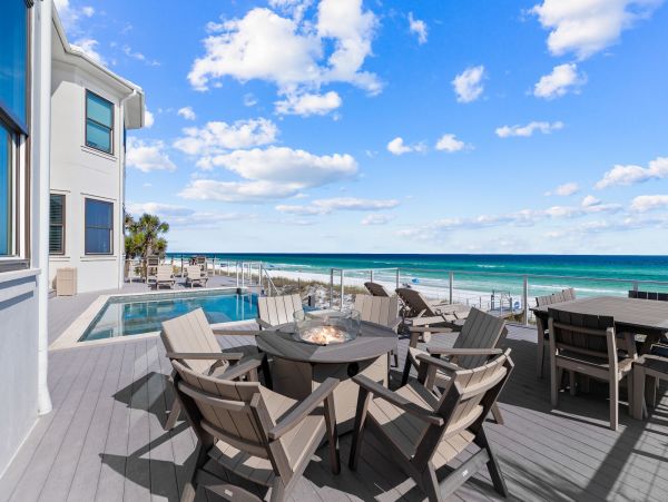 Gulf Front Paradise With Seven Bedrooms And Private Pool