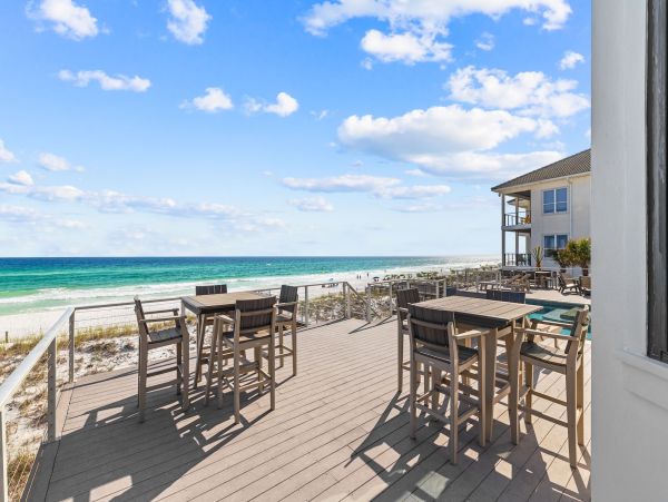 Gulf Front Paradise With Seven Bedrooms And Private Pool