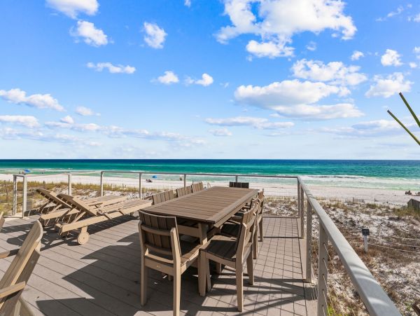 Gulf Front Paradise With Seven Bedrooms And Private Pool