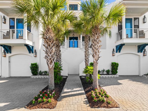 Gulf Front Paradise With Seven Bedrooms And Private Pool