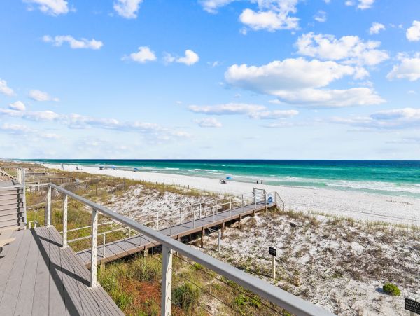 Gulf Front Paradise With Seven Bedrooms And Private Pool