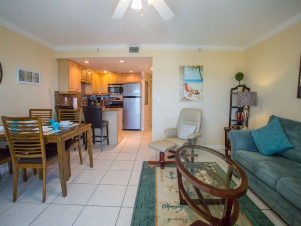 Full Ocean View 1 Bedroom Condo in Treasure Island