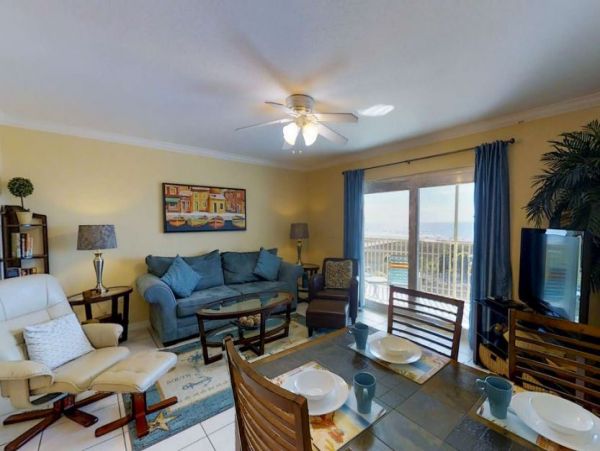 Full Ocean View 1 Bedroom Condo in Treasure Island
