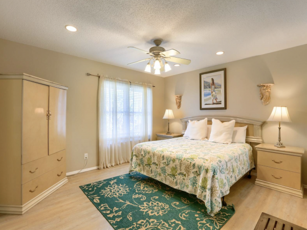 Indian shores Vacation Condo Sleeps 6 Guests