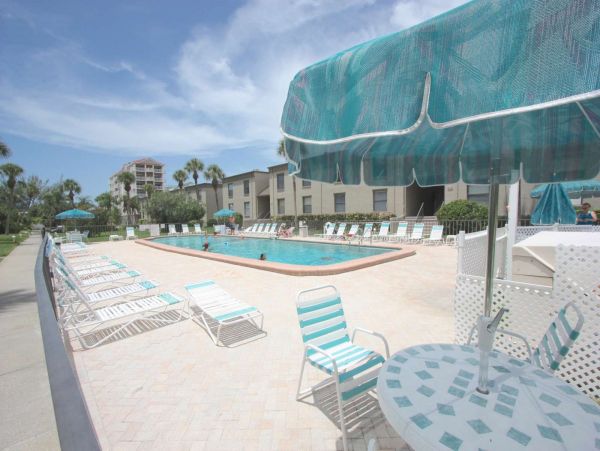 Indian Shore Condo with 2 Bedrooms