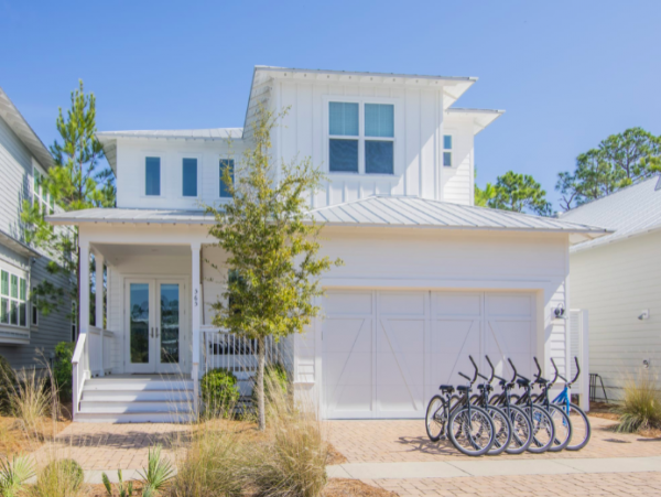 6 Bedroom- 4.5 Bathroom with beach access about 1 mile away