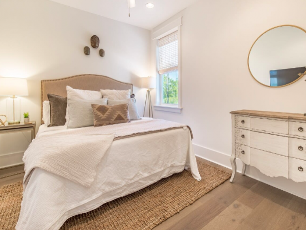 6 Bedroom- 4.5 Bathroom with beach access about 1 mile away