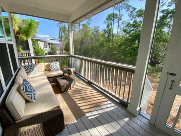 6 Bedroom- 4.5 Bathroom with beach access about 1 mile away