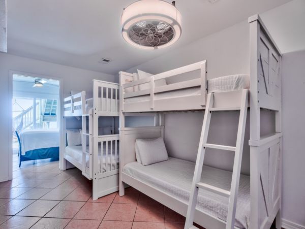Great On Beach Vacation Home Miramar Beach Sleeps 13 Guests