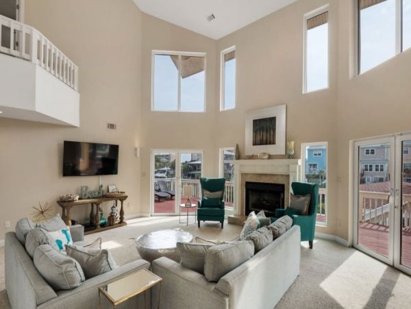 Pensacola Beach 6 Bedroom Vacation Home Gulf & Canal View