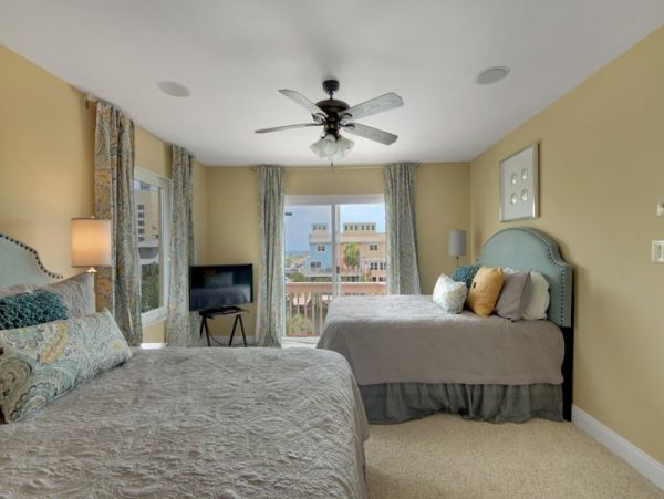 Pensacola Beach 6 Bedroom Vacation Home Gulf & Canal View