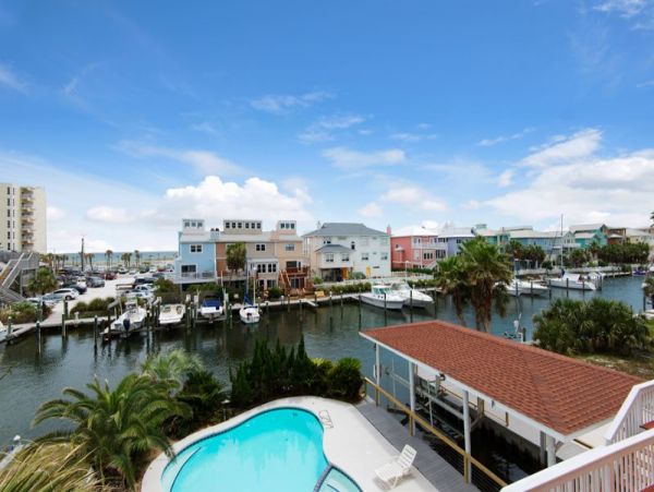 Pensacola Beach 6 Bedroom Vacation Home Gulf & Canal View