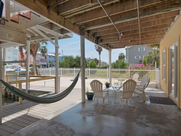 Pensacola Beach 6 Bedroom Vacation Home Gulf & Canal View