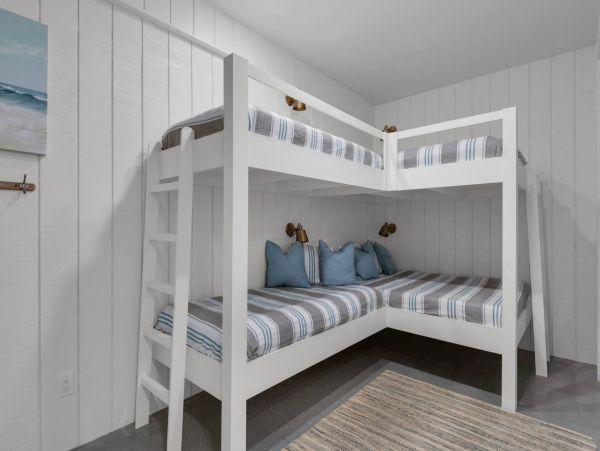 Seven Bedroom Gulf Front Vacation Home in Pensacola Beach
