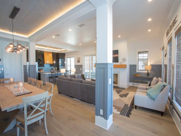 Four Bedroom Luxury Family Home Sleeps 15 Communal Pool