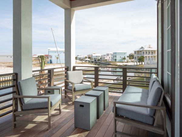 Four Bedroom Luxury Family Home Sleeps 15 Communal Pool