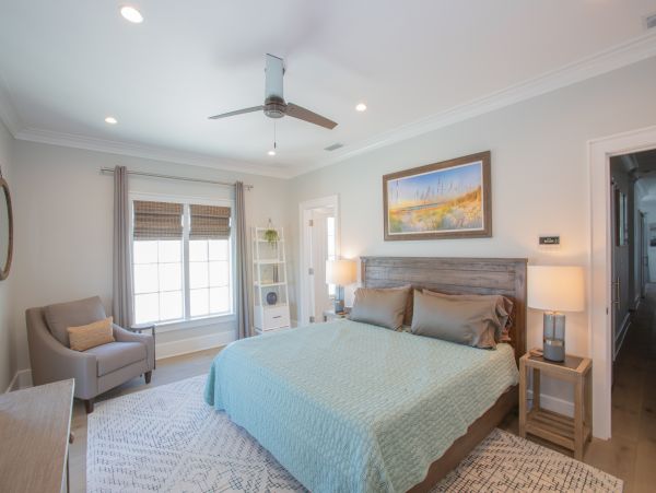 Four Bedroom Luxury Family Home Sleeps 15 Communal Pool
