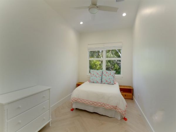Luxury Islamorada Vacation Rental Home Plus Guest House