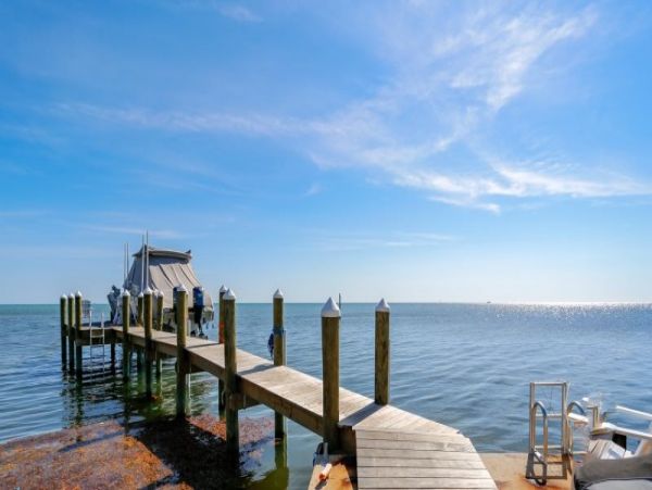 Luxury Islamorada Vacation Rental Home Plus Guest House