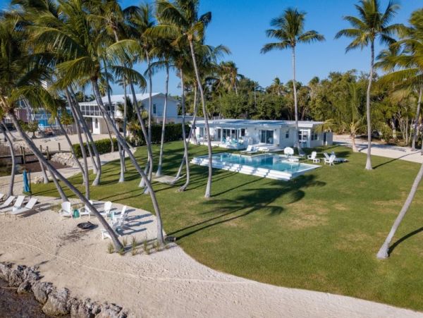Luxury Islamorada Vacation Rental Home Plus Guest House