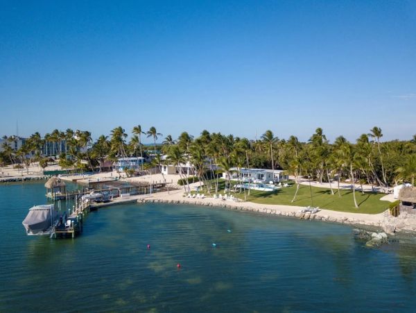 Luxury Islamorada Vacation Rental Home Plus Guest House