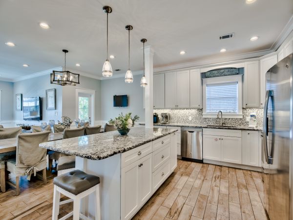 Luxury Beach Vacation Home in Destin Private Pools Sleeps 20
