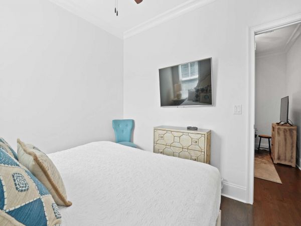 Destin Vacation Home Four Bedroom Walk to Beach