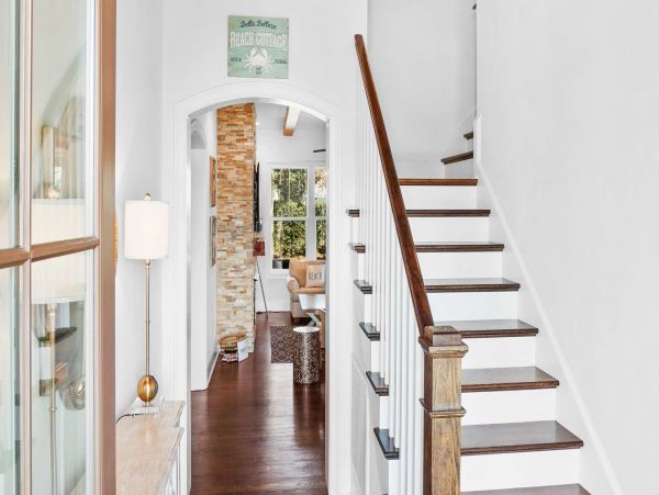 Destin Vacation Home Four Bedroom Walk to Beach