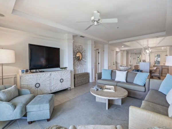 Santa Rosa Vacation Condo Four Bedroom Walk to Beach