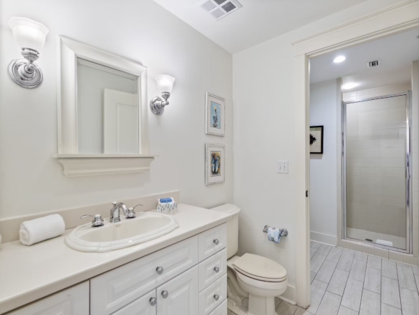 Santa Rosa Vacation Condo Four Bedroom Walk to Beach