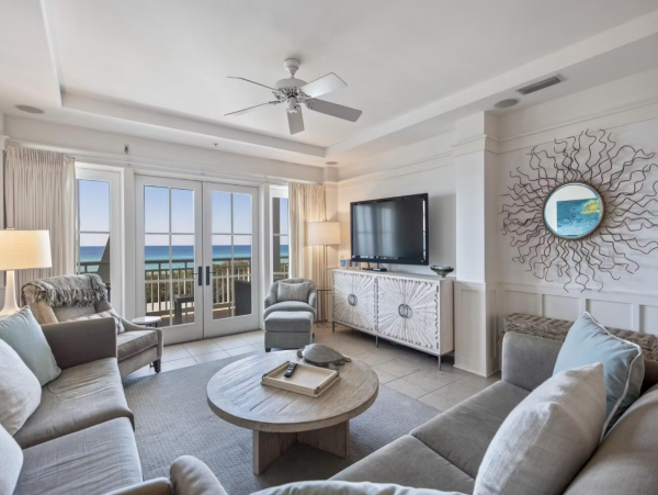 Santa Rosa Vacation Condo Four Bedroom Walk to Beach