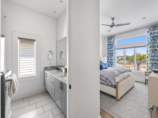 Right On The Sand Gulf Front Five Bedroom Vacation Home in Seagrove Beach