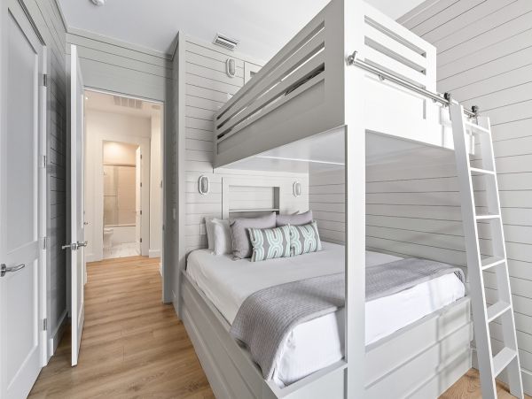 Right On The Sand Gulf Front Five Bedroom Vacation Home in Seagrove Beach