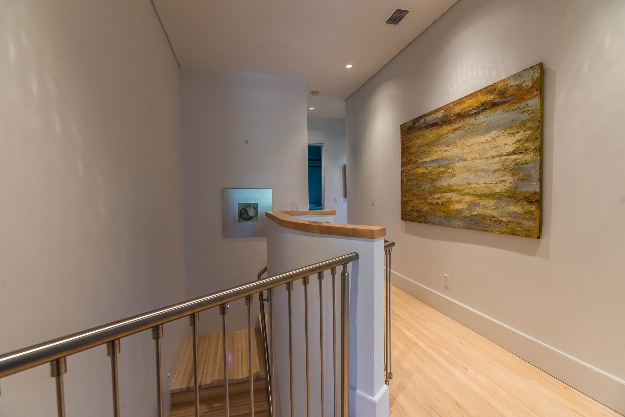 Upscale Vacation Home Walk Bike to Beaches Upscale Vacation Home Walk Bike to Beaches