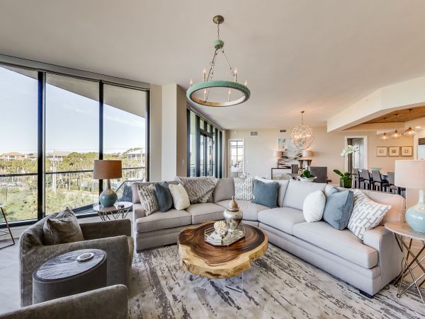 Gulf-Front Gorgeous 4 Bedroom Vacation Condo