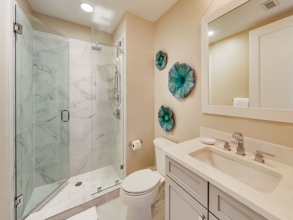 Gulf-Front Gorgeous 4 Bedroom Vacation Condo