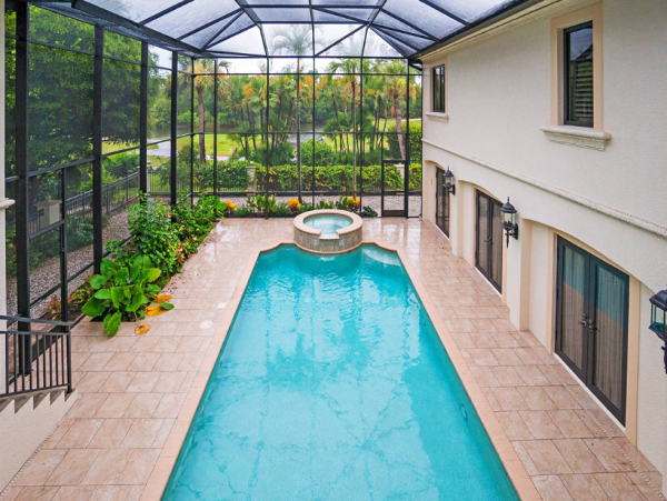 Spacious 4 Bedroom Home Caged Pool and Spa in Sanibel Island