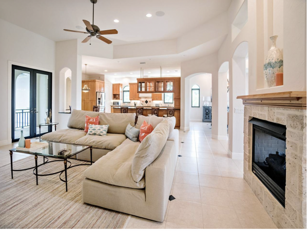 Spacious 4 Bedroom Home Caged Pool and Spa in Sanibel Island