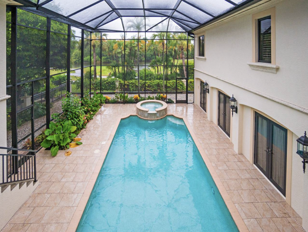 Spacious 4 Bedroom Home Caged Pool and Spa in Sanibel Island