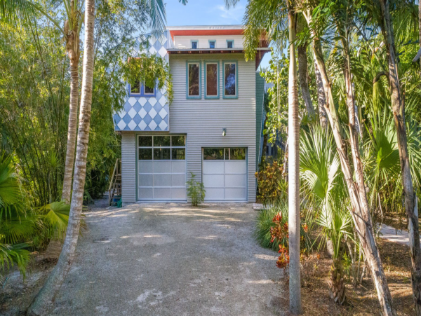 Custom Design 3 Bedroom Plus Den on Sanibel Island