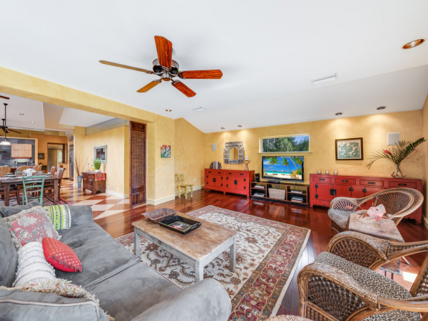 Custom Design 3 Bedroom Plus Den on Sanibel Island