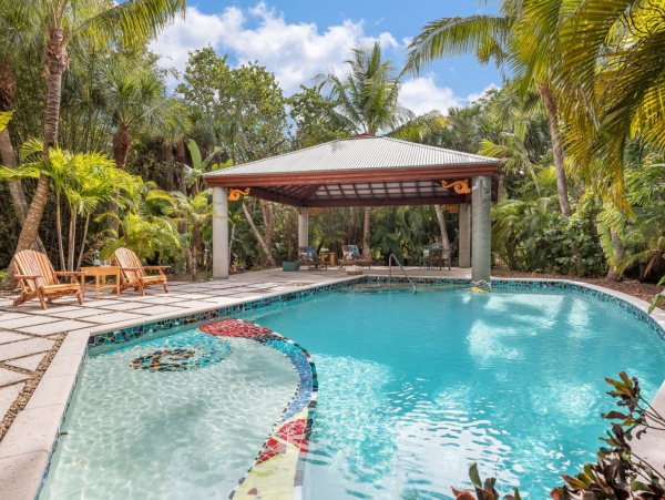 Custom Design 3 Bedroom Plus Den on Sanibel Island